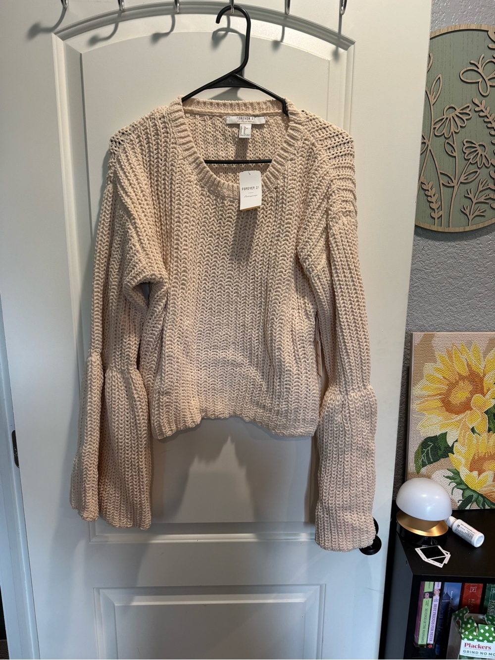 Forever 21 Beige/Cream Chunky Knit Bell Sleeve Crew Sweater
